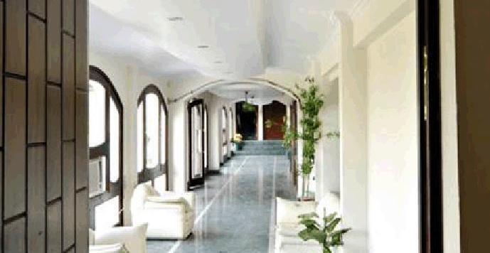 Gajraula Haveli Resort Eksteriør billede